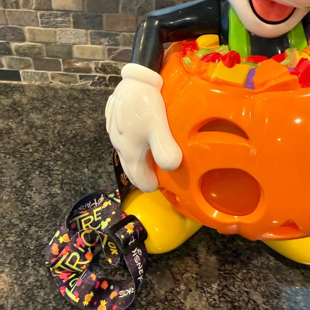 Disney Halloween Mickey Mouse light up Popcorn/ trick-or-treat container